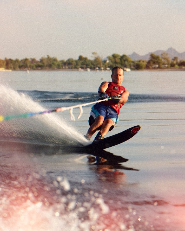 Don water skiing